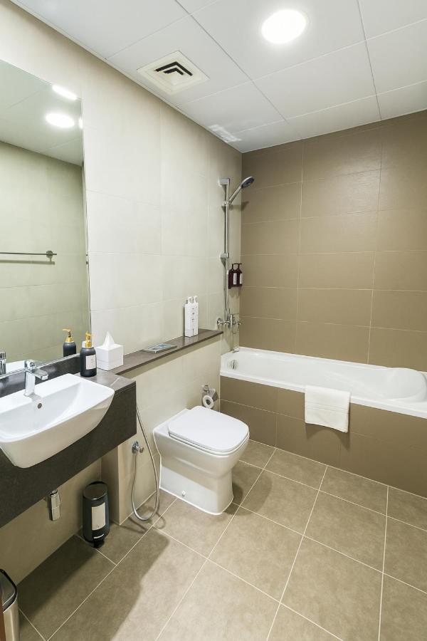 Deluxe Apartments Near WTC and Sheikh Zayed - 3