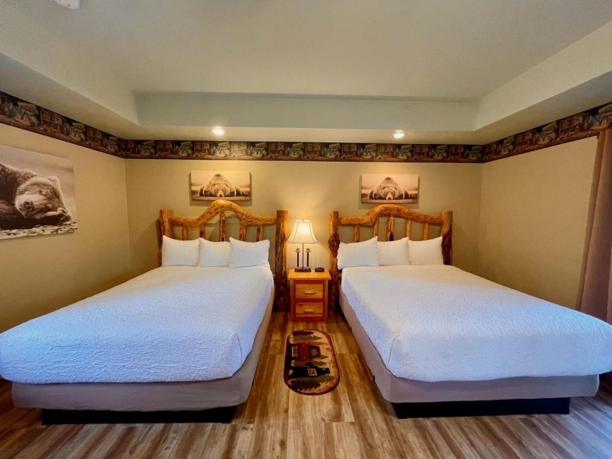 Riverfront Motel & Cabins — photo 15