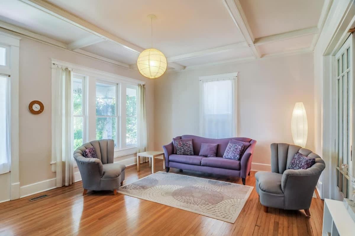 The Hummingbird Retreat by Stay Local Nashville - 2