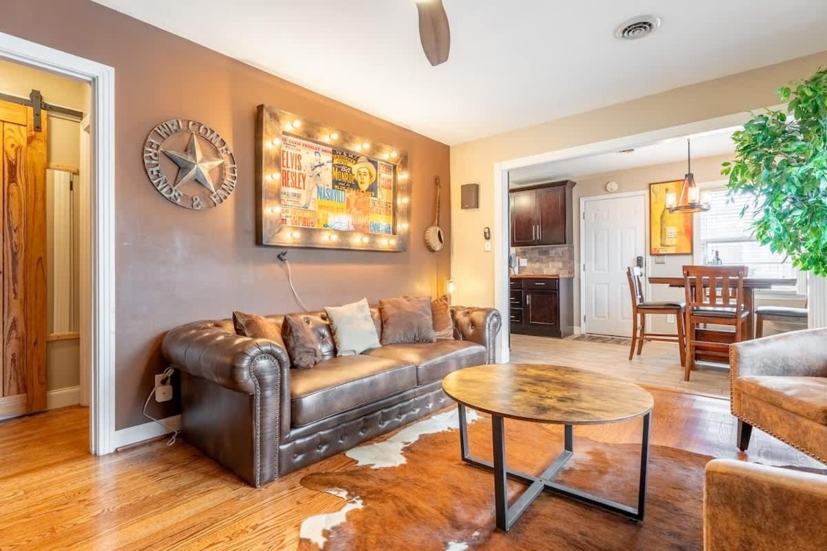 The Musicians Cottage by Stay Local Nashville - 4