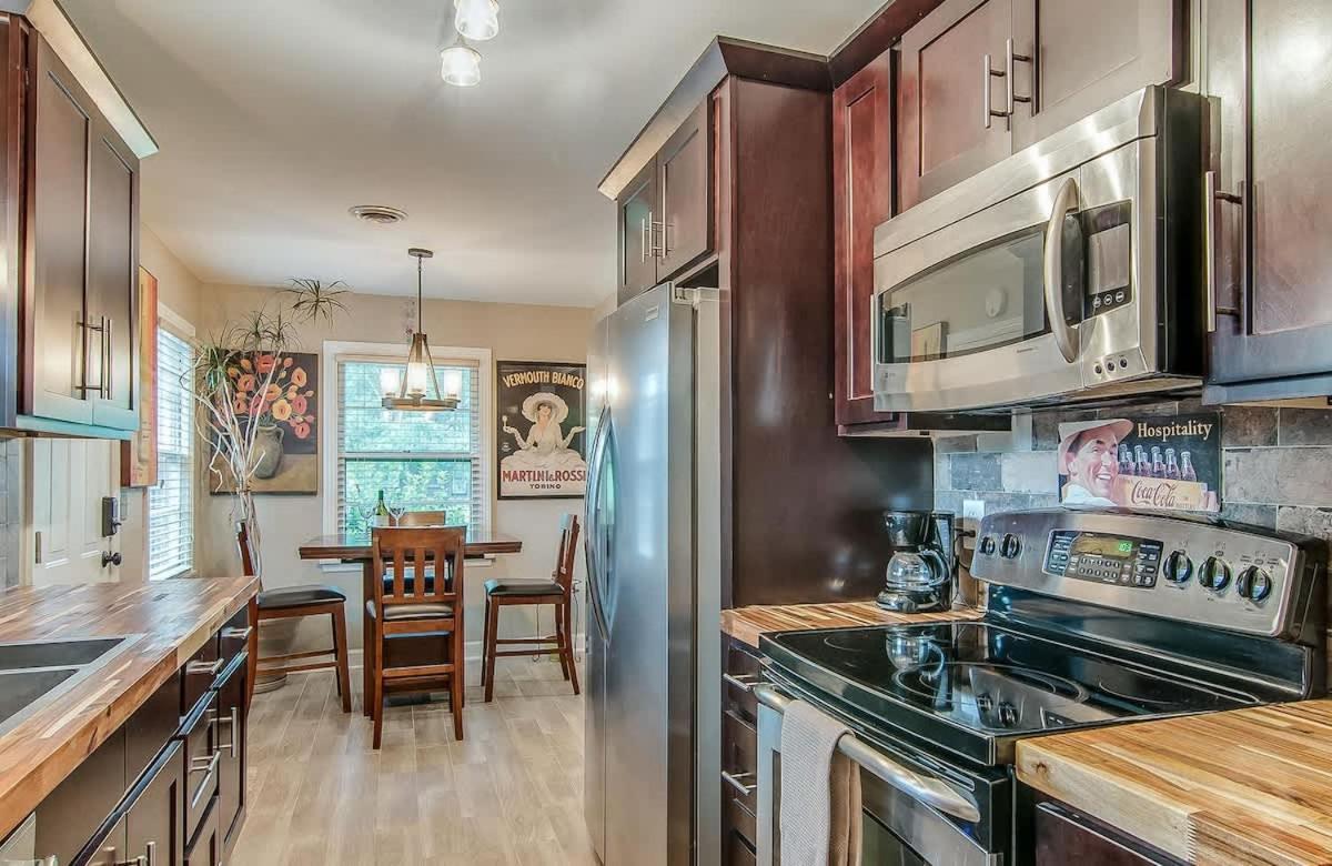 The Musicians Cottage by Stay Local Nashville - 3