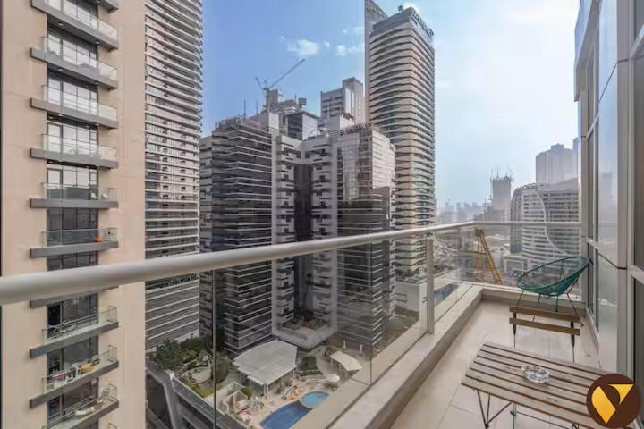 Vogue Vacation Homes, Downtown Mon Reve near Burj Khalifa and Dubai Mall, Two Bedroom plus kids room Apartment with Balcony and Access to all Amenities - 2