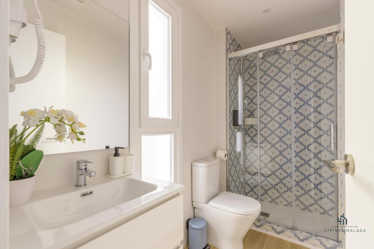 Living4Malaga Nereo Beach Studios - 3