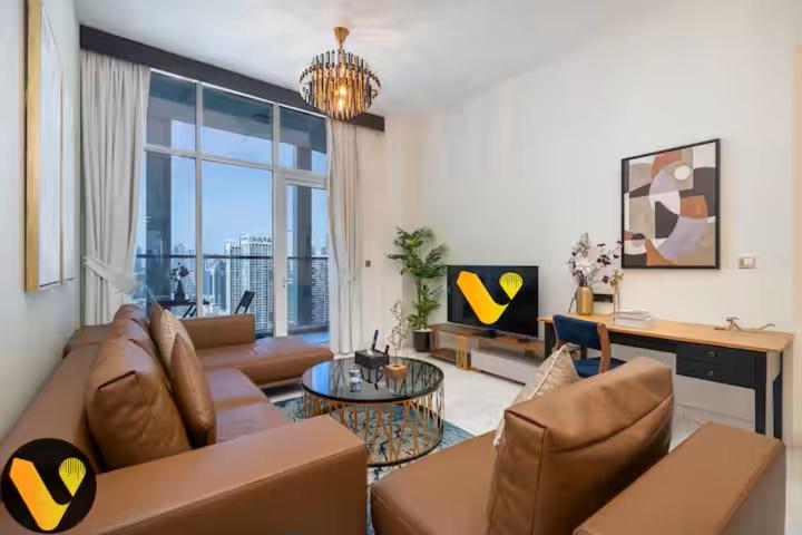 Vogue Vacation Homes, Business Bay, Bayz By Danube close to Downtown, Dubai Mall and Burj Khalifa, Three Bedroom Apartment with Balcony and Burj Khalifa view, Access to all Amenities - 2