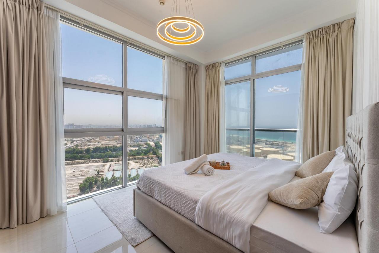 Luxury 3 BR w Private Jacuzzi in Marina DEC 2203 - 2