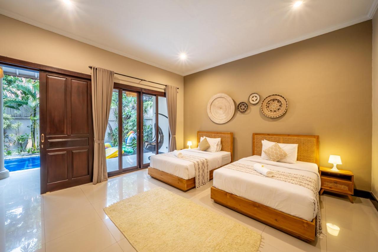 Villa Aditya Seminyak - 2