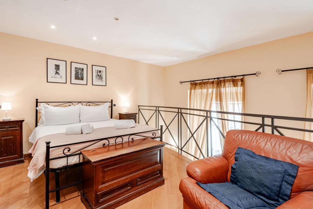 LOFT 22 - ROME Around you - 2