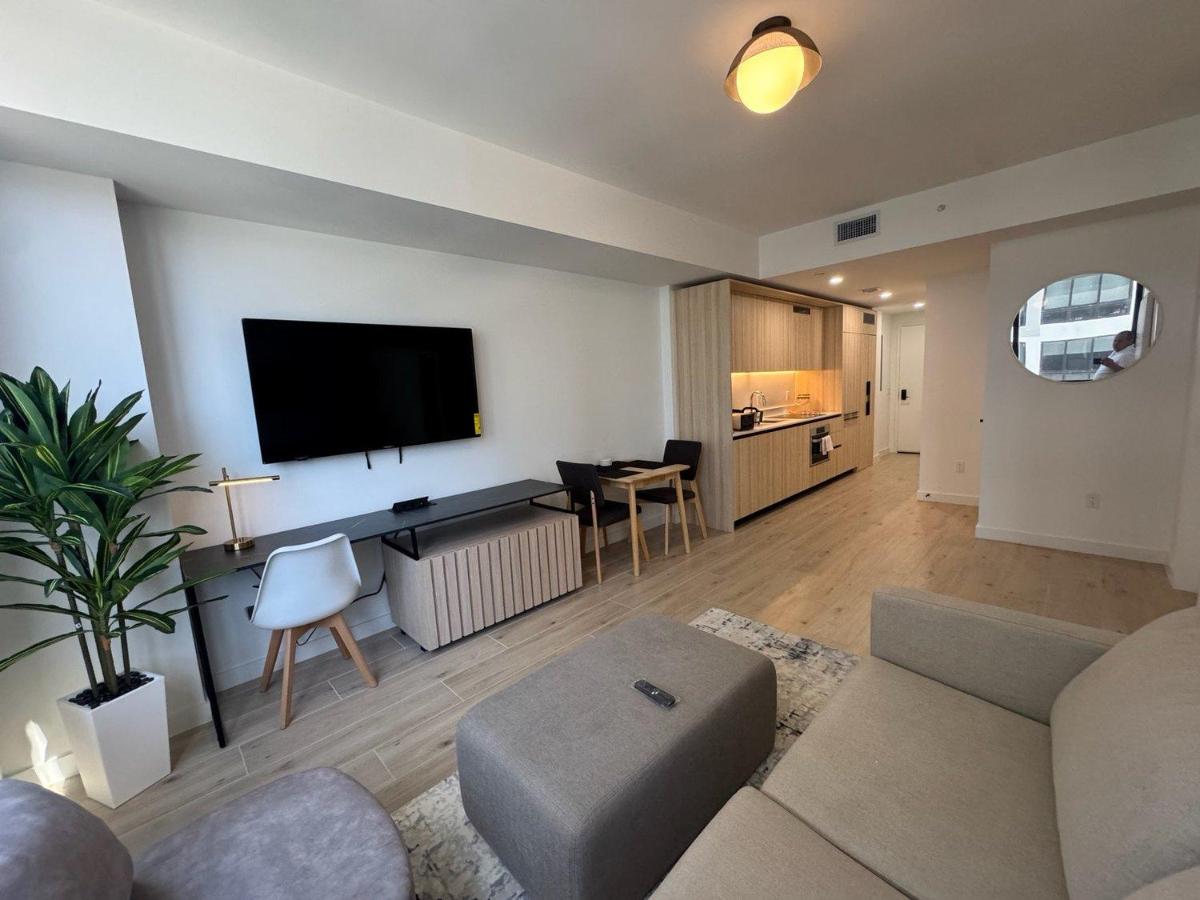 Luxury Condo at District 225 - Downtown Miami Prime Location - 5