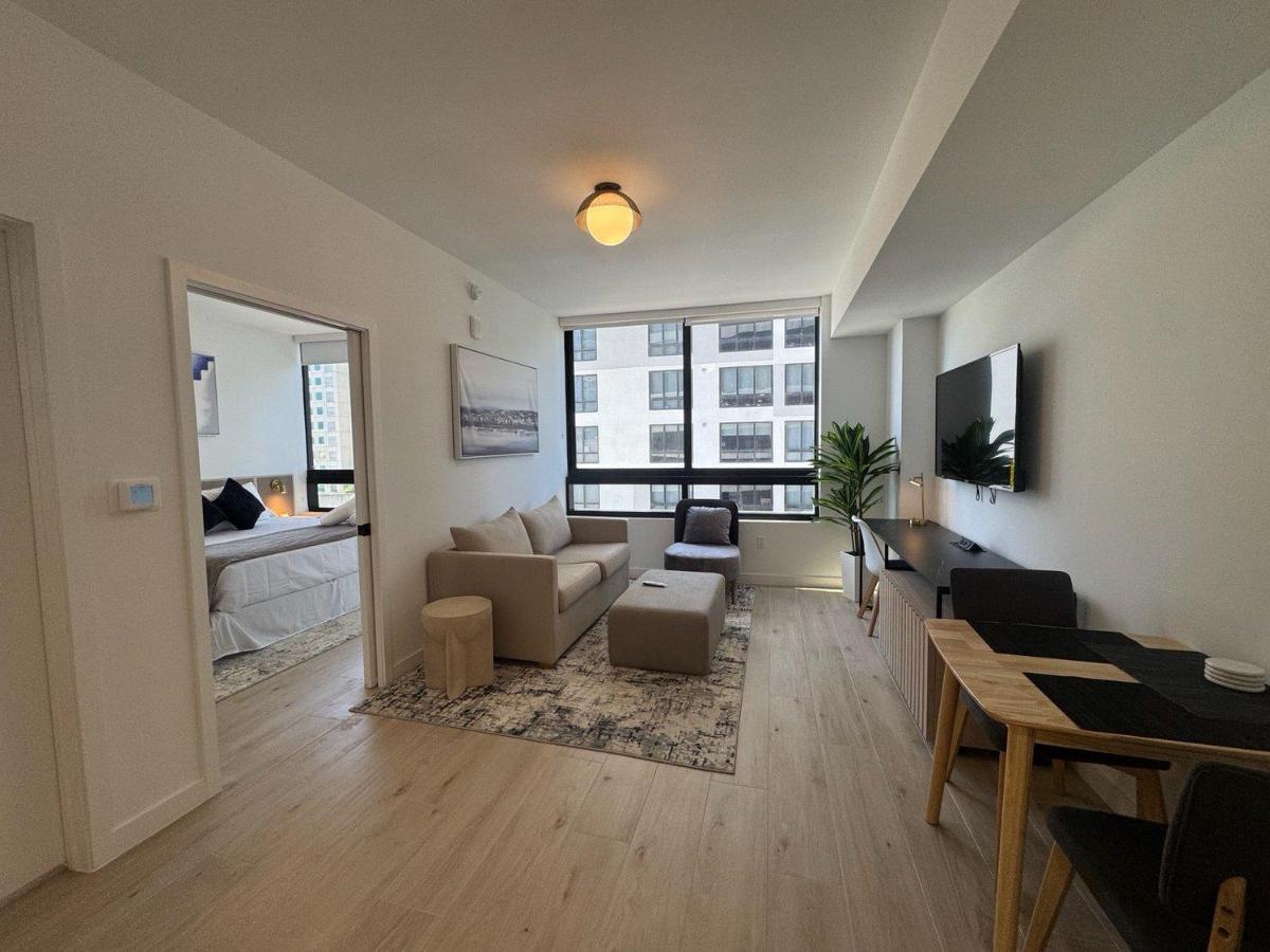 Luxury Condo at District 225 - Downtown Miami Prime Location - 4