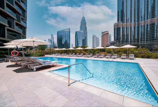 Vogue Vacation Homes, Downtown Address Residence near Burj Khalifa and Dubai Mall, Two Bedroom Apartment with Balcony and Burj Khalifa view, Access to all Amenities - 3