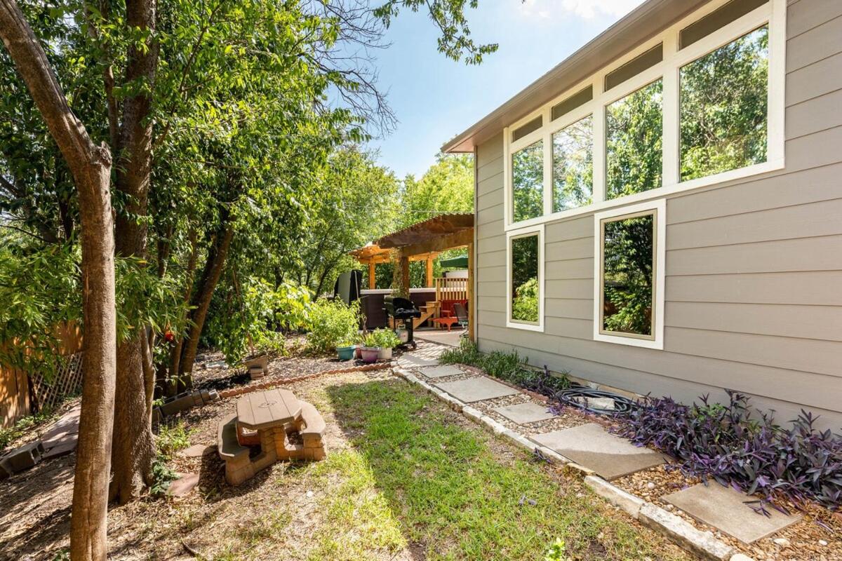 SOCO, Big 5BR, SwimSpa-seats 10, Sauna, 7 Beds - 5