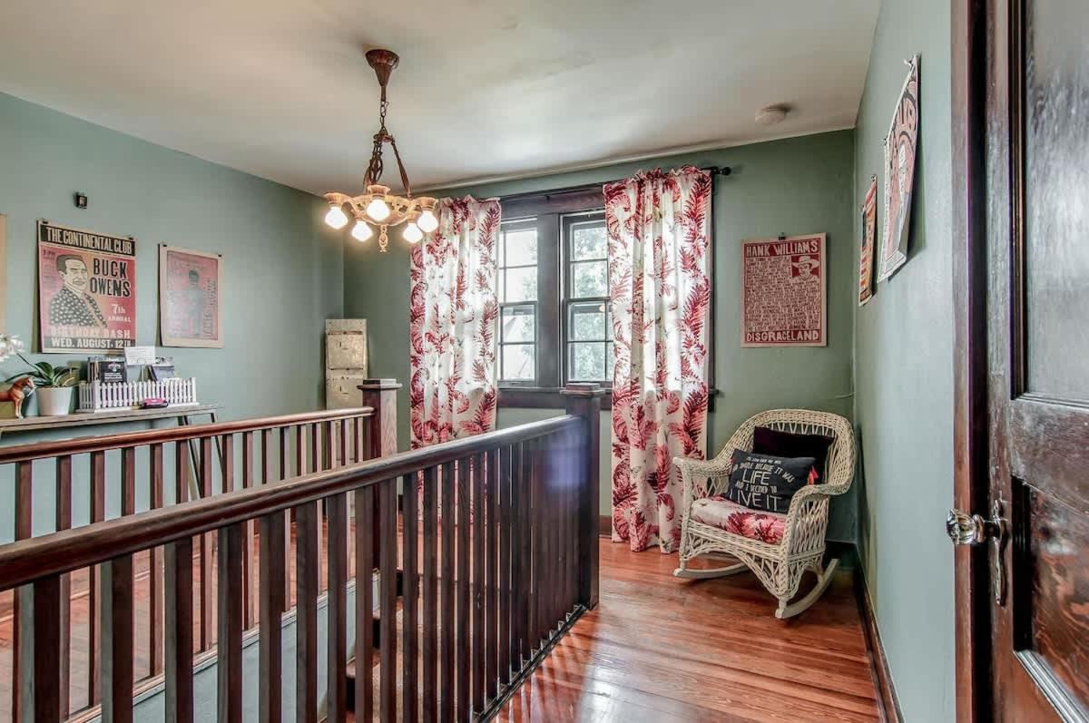 The Honey Bee Suite by Stay Local Nashville - 3