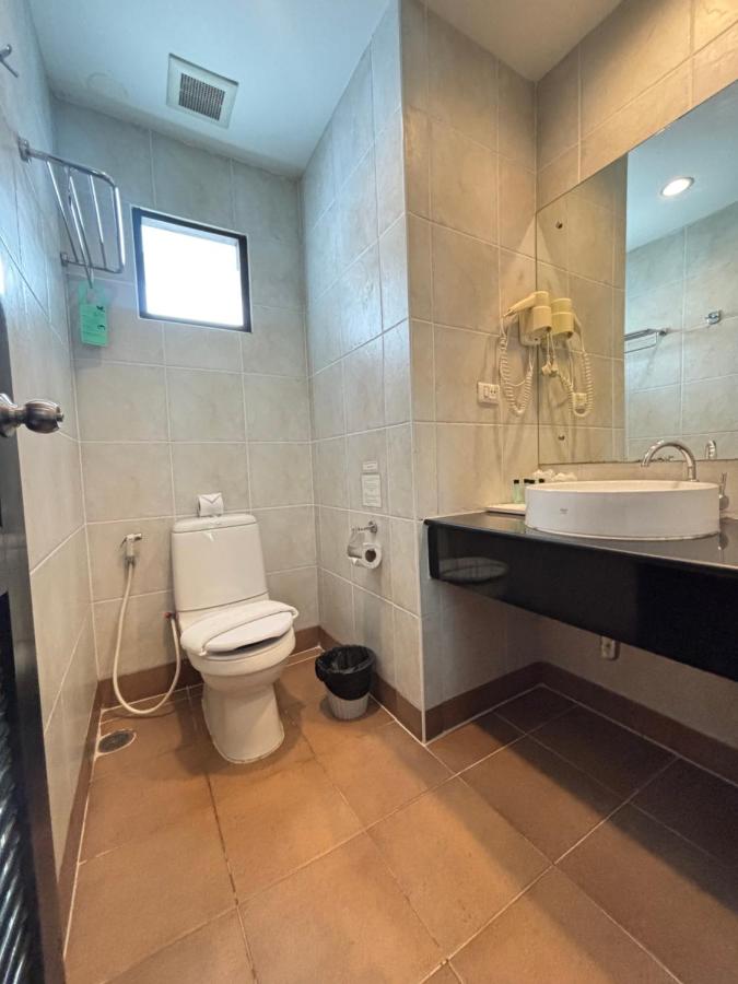 Baramee Resortel - 4