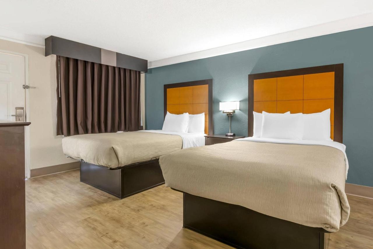 Relax Inn — photo 10