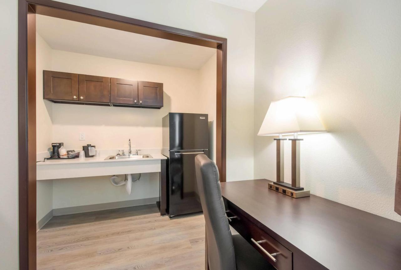 ENCORE CONTRACTOR LODGING — photo 5