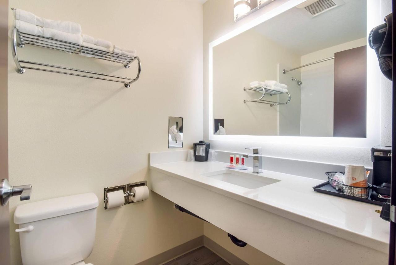 ENCORE CONTRACTOR LODGING — photo 16
