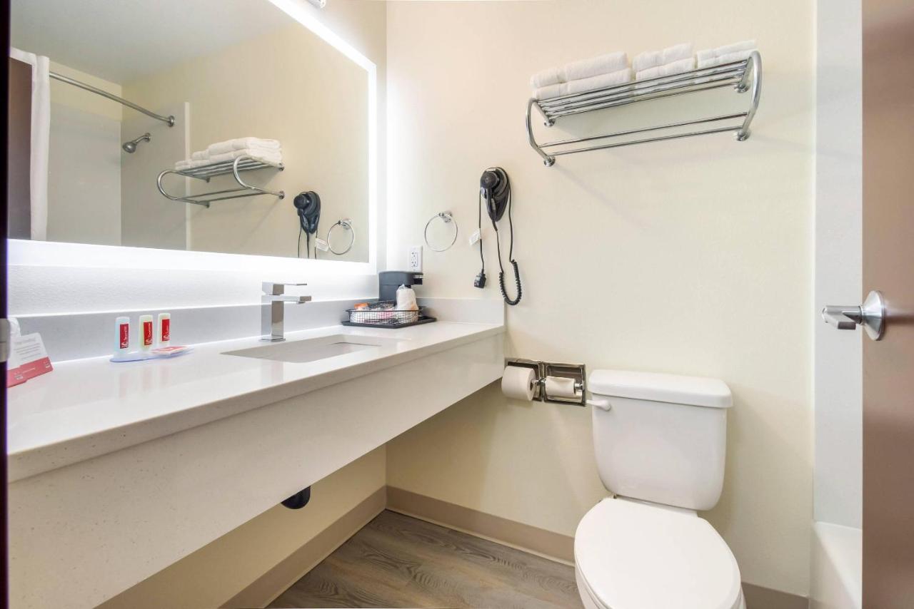 ENCORE CONTRACTOR LODGING — photo 20