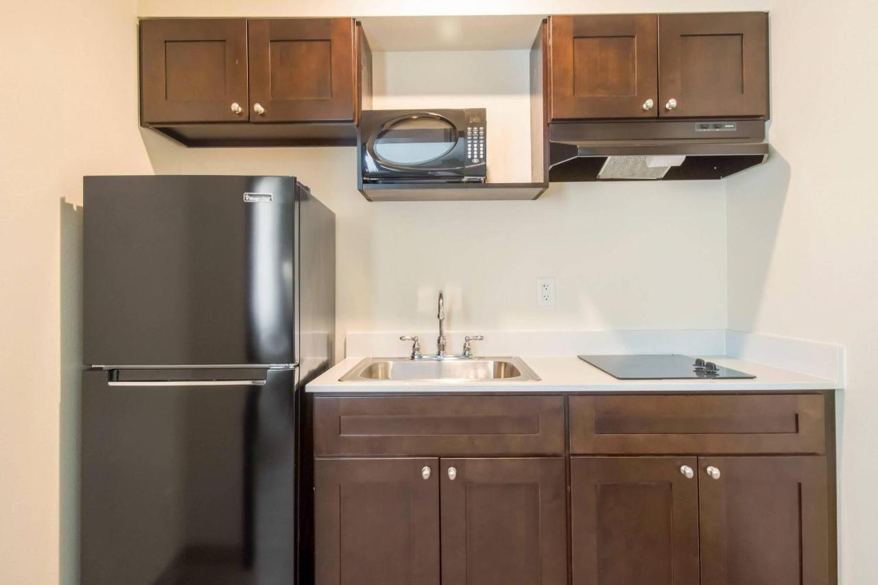 ENCORE CONTRACTOR LODGING — photo 22