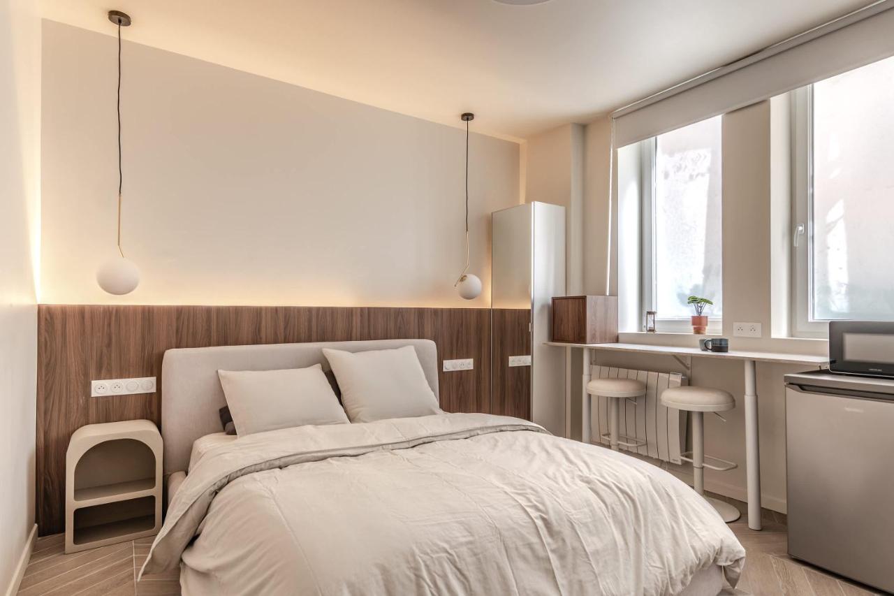 Elegant Renovated Apartment - 2