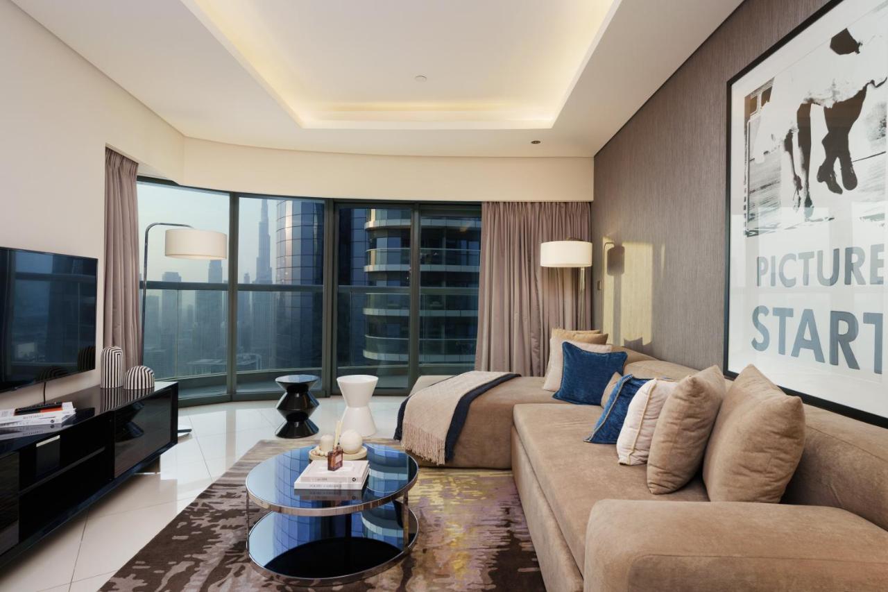 HSHOME - Luxury 3 Bedroom Apartment with Burj Khalifa & Stunning Skyline View - 2