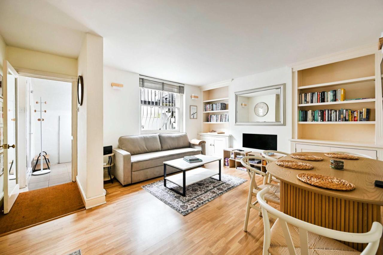 Chelsea Modern - Stylish Hideaway