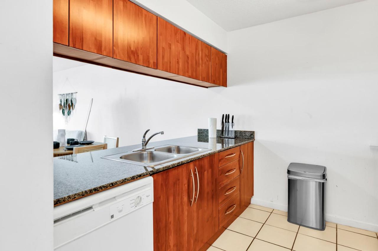 Upscale4 Brickell Retreat with Bay n City Views - 2