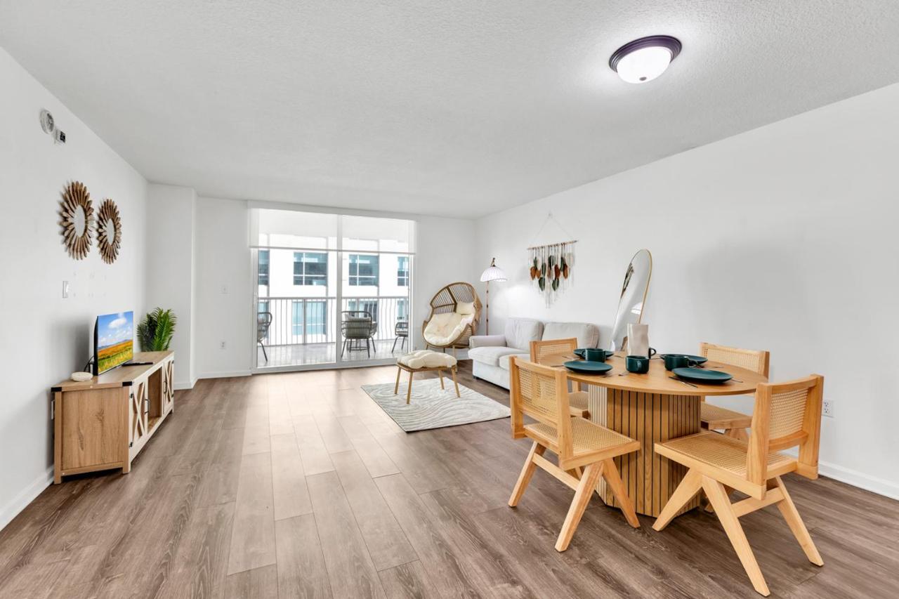 Upscale4 Brickell Retreat with Bay n City Views - 5