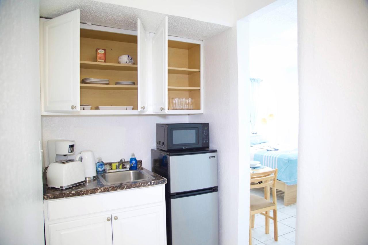 Cozy3 Miami Beach Getaway Quick Walk to the Ocean - 4