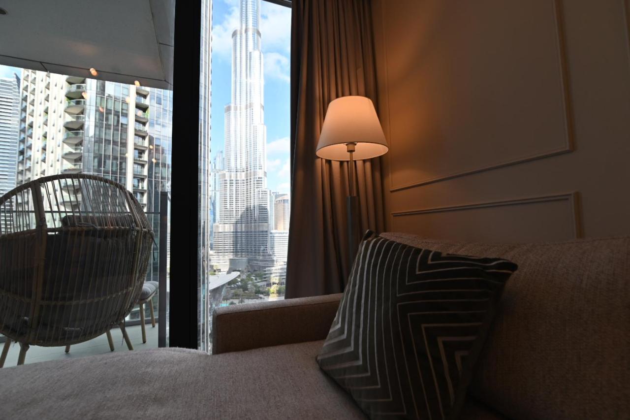 Luxury 1st Row Burj Khalifa and Fountain Views, Walk to Dubai Mall - 3