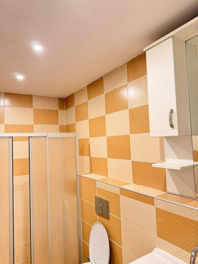 Great Location Terrace Apartment 15 - 3