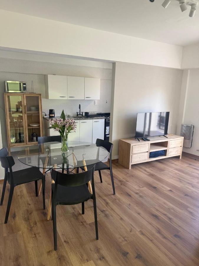 Dpto Cómodo y Cálido a metros del Hospital Italiano