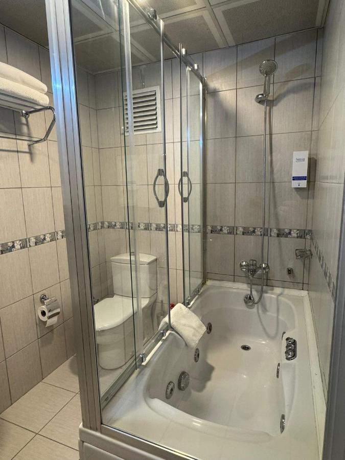 Golden Siyav Hotel - 3