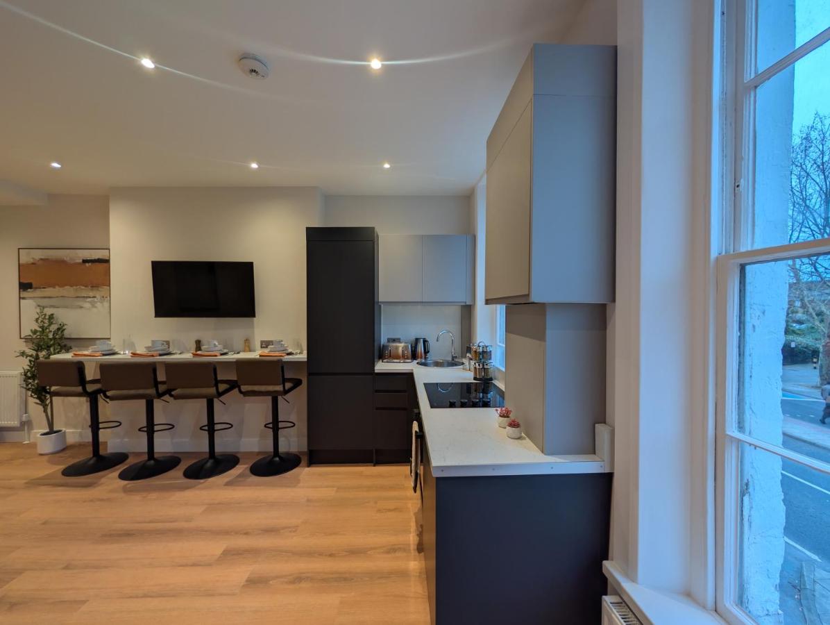 Luxury 2 bedroom Stay near Central London - 5