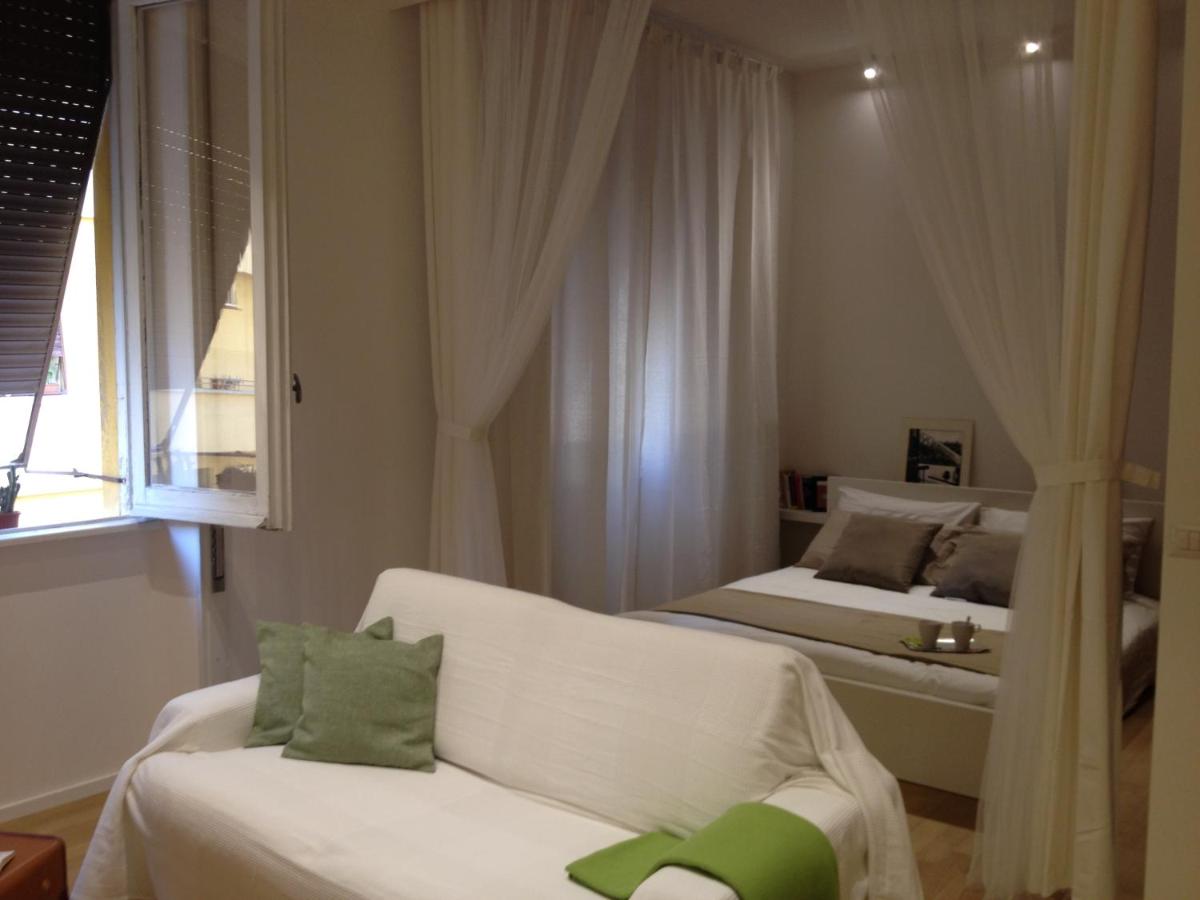White Apartment in San Giovanni - 2