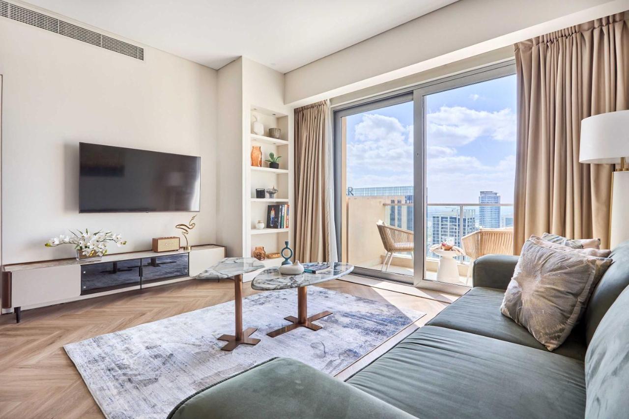 Frank Porter - Emaar Residences Dubai Marina - 3