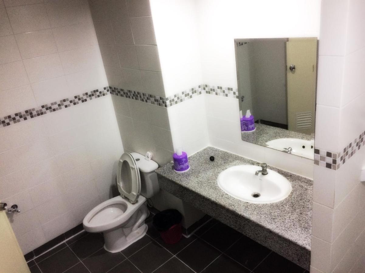 Diamond Bangkok Apartment - 5