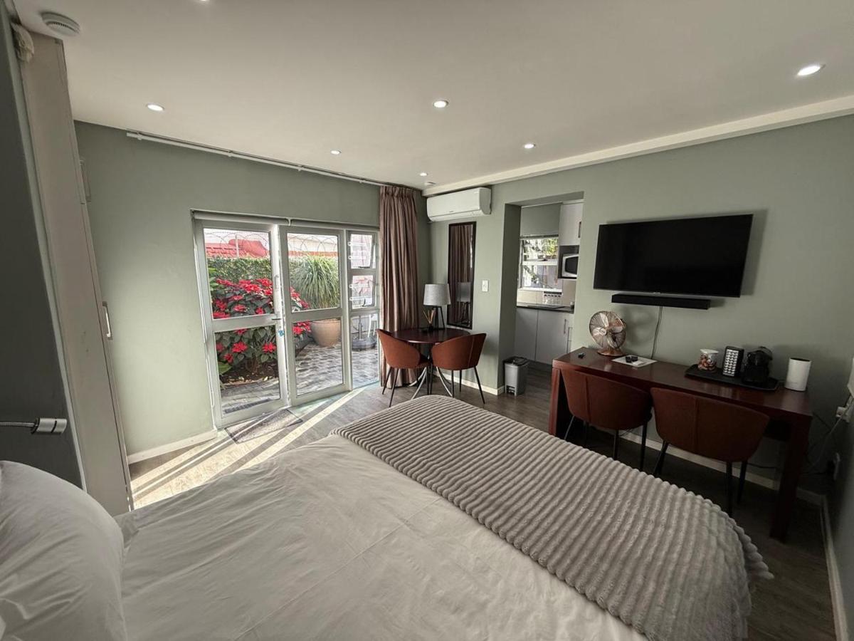 Mount Carmel - secure, cozy and great location - 5