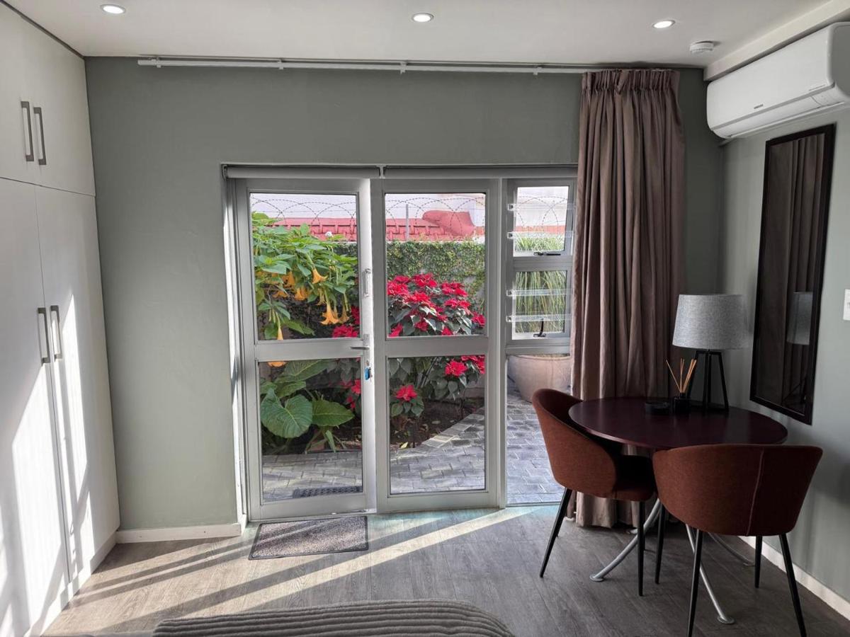 Mount Carmel - secure, cozy and great location - 4