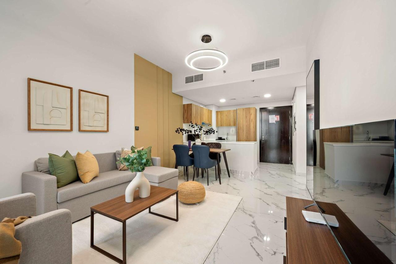 Silkhaus Vacation Homes 1BDR Bright Space in Maryah Island