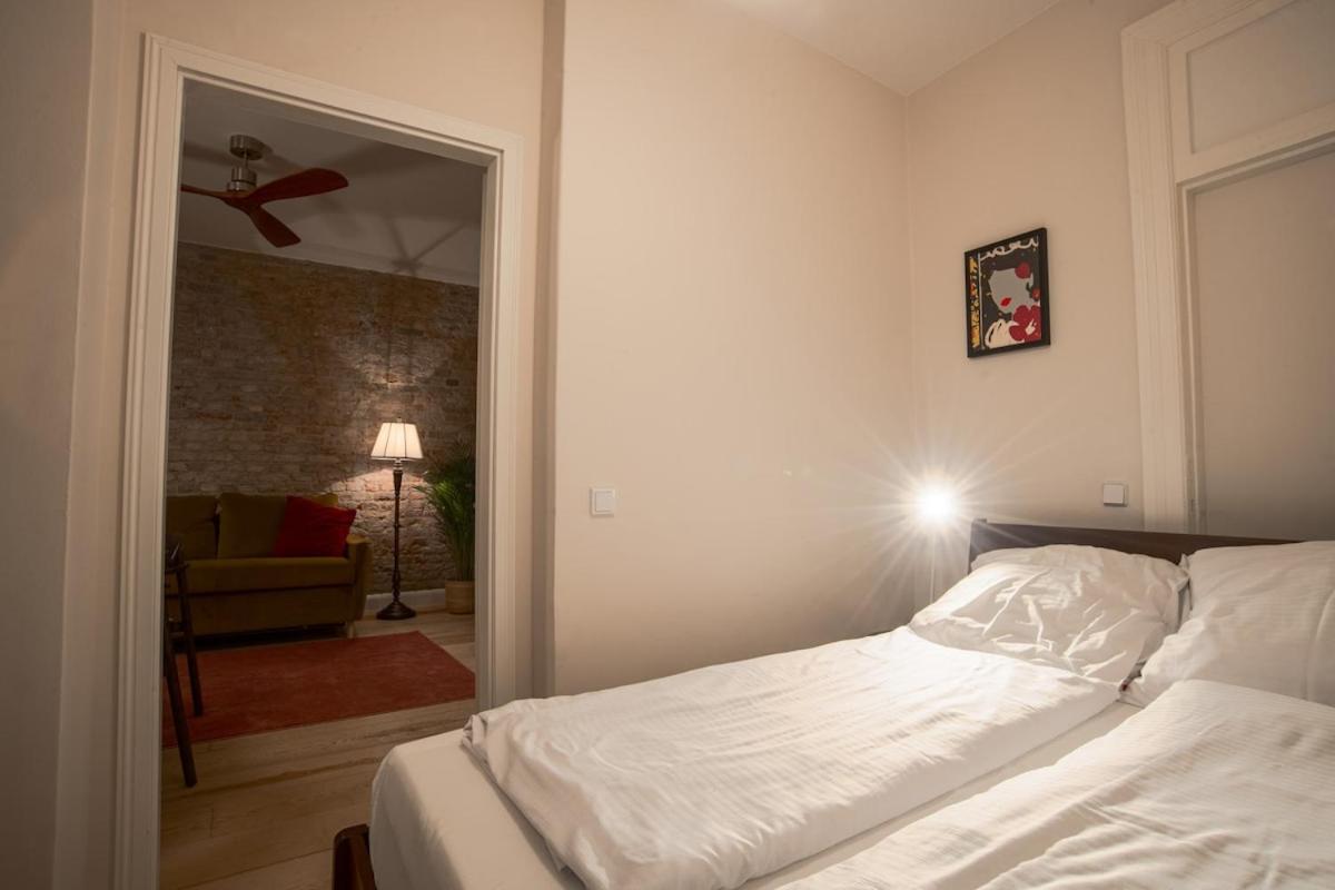 High-End Suite direkt am Rosenthaler Platz - AP3 - 2