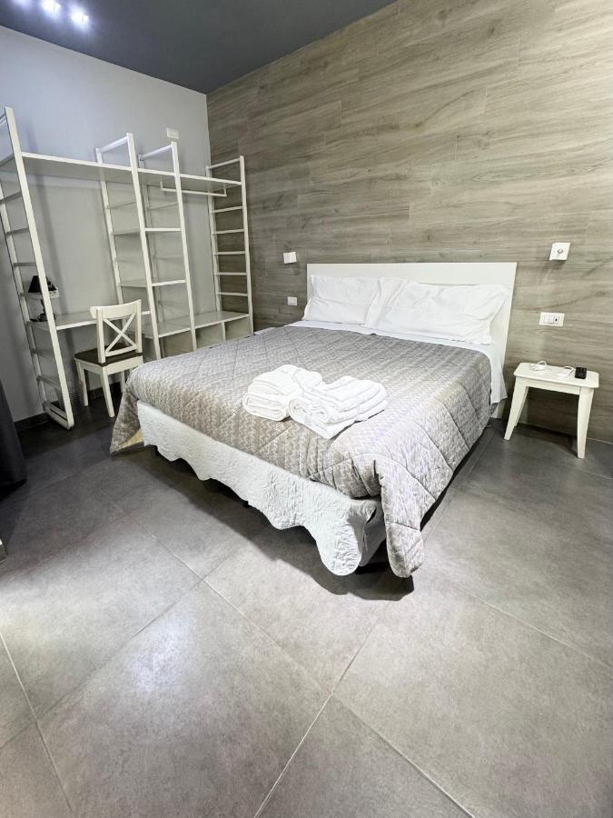 Alis Vanvitelli Apartment - 2