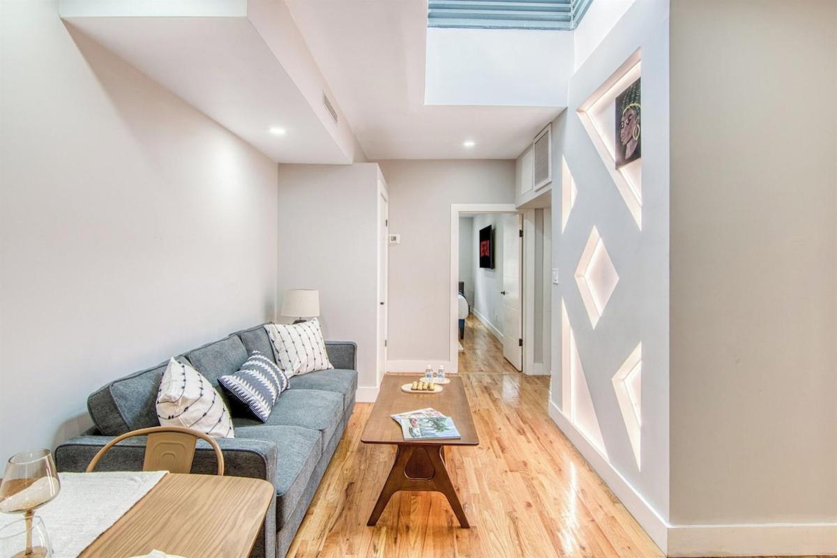 Pent House on Bruckner New Luxe 2BR 2BA King Bed Fast Wi-Fi 15 Mins to Times Square - 5