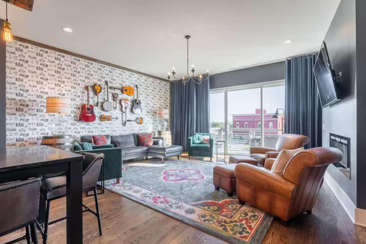 Cashs Speakeasy by Stay Local Nashville - 3