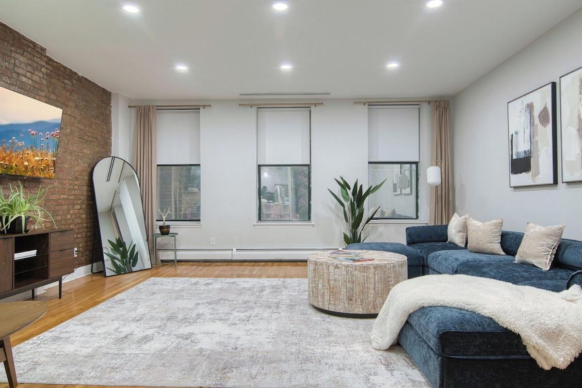 Haven on Bruckner Sprawling 2BR w King Bed fast WiFi 20 minutes to Times Square - 5