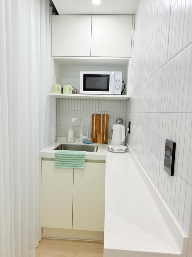 Hongdae Exit 3 50s Residence - 3