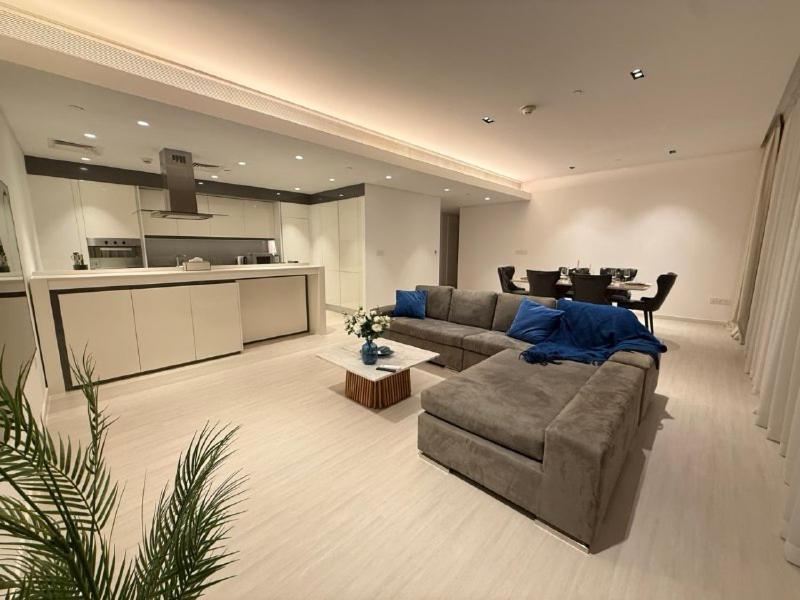 Luxury Bluewaters Residence - 3