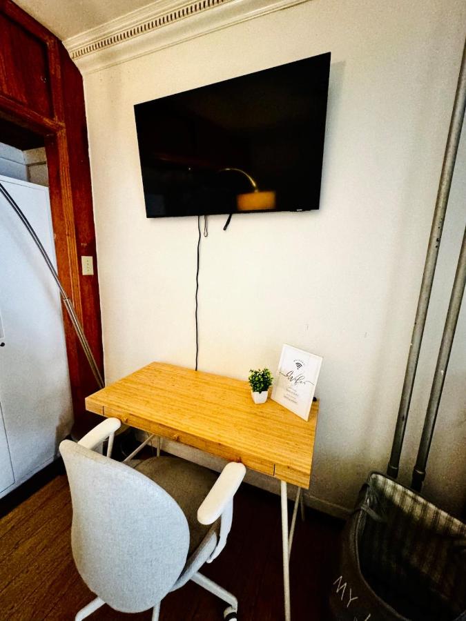 Private Studio Near NYC - Easy Commute & Workspace - 5