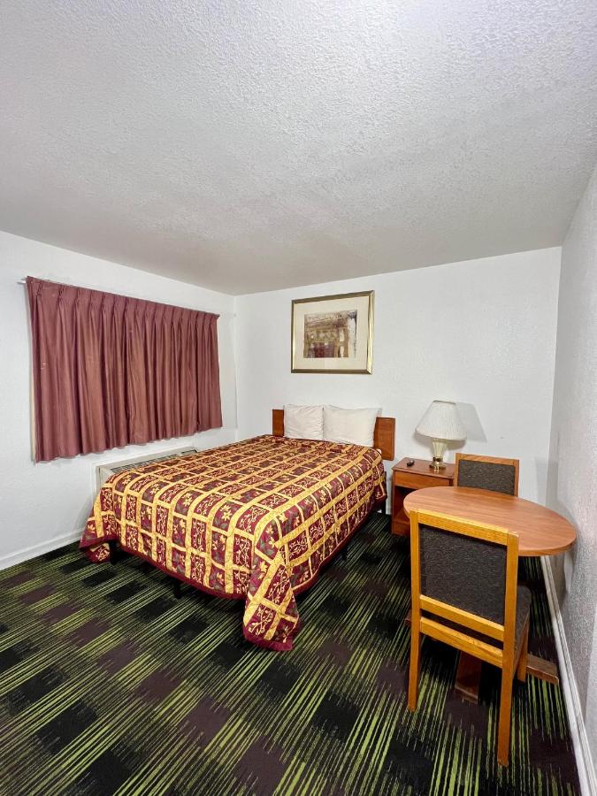 Village Inn Motel — photo 12
