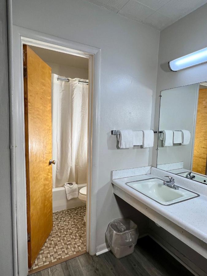 Village Inn Motel — photo 7