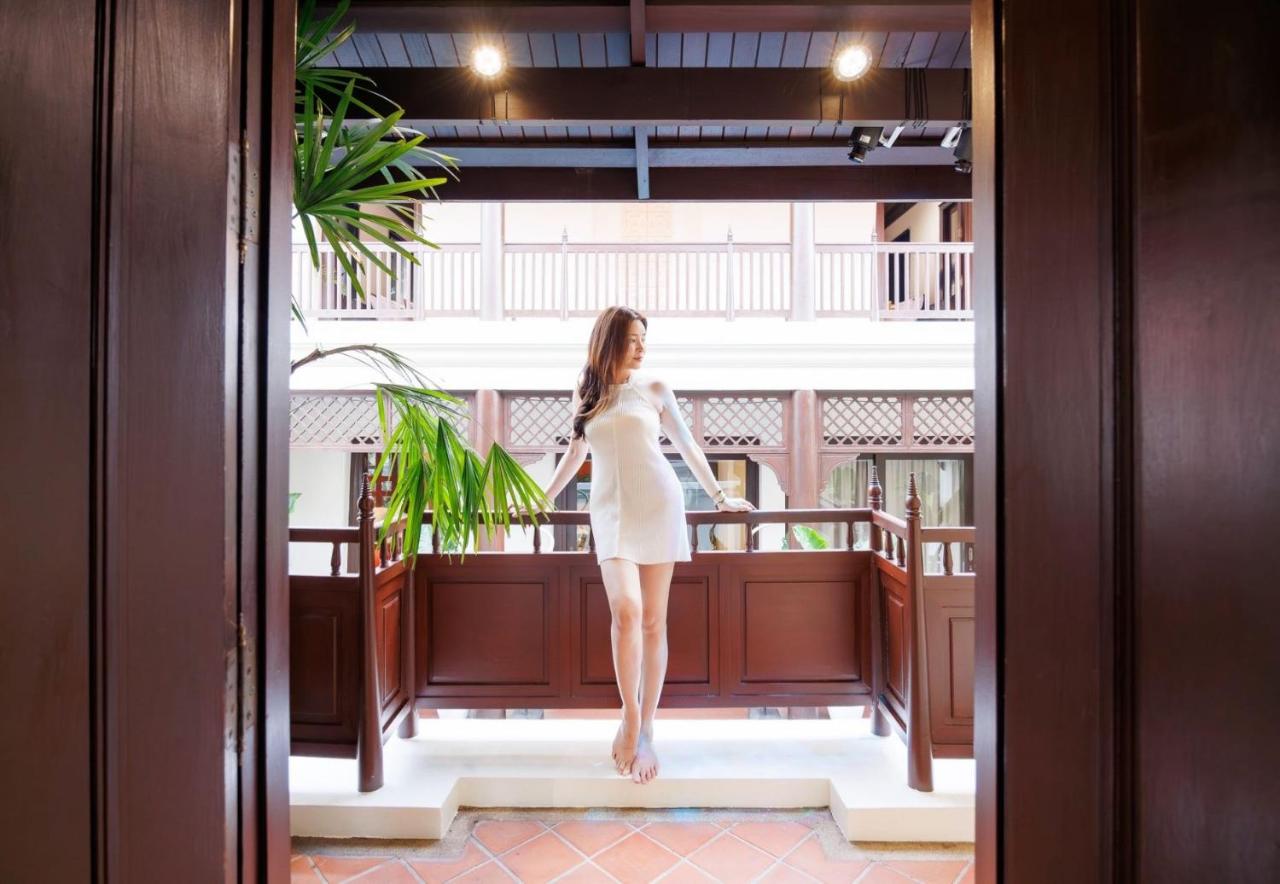 CBD Private Pool Villa Nanny Free Thai costumes 24hrs Security Breakfast - 5